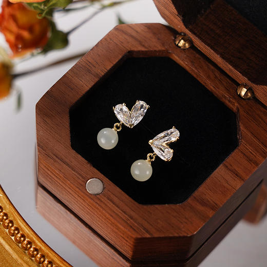 子佩集S925银【璀璨之星】耳钉【YEH1496】纯银时尚锆石爱心吊球和田玉镀金2405 商品图0