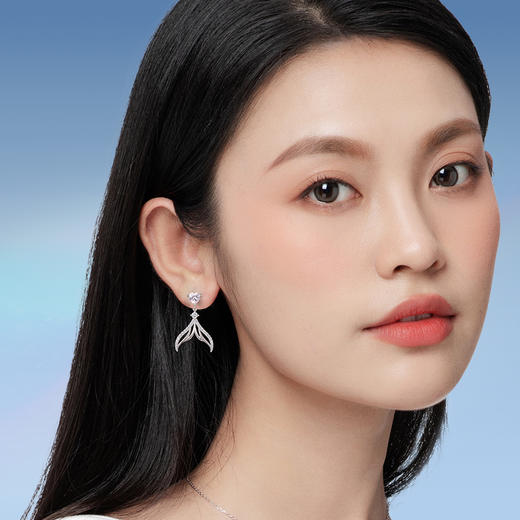 范琦×王者荣耀合作款  朵莉亚·心动手记款· 人鱼之心耳钉 商品图3