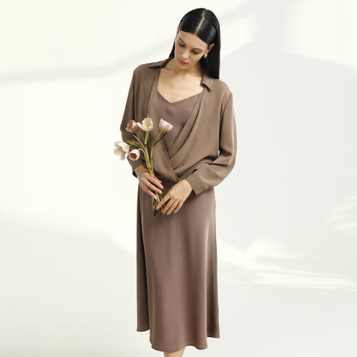 卡莉朵拉上衣C27B7158 商品图0