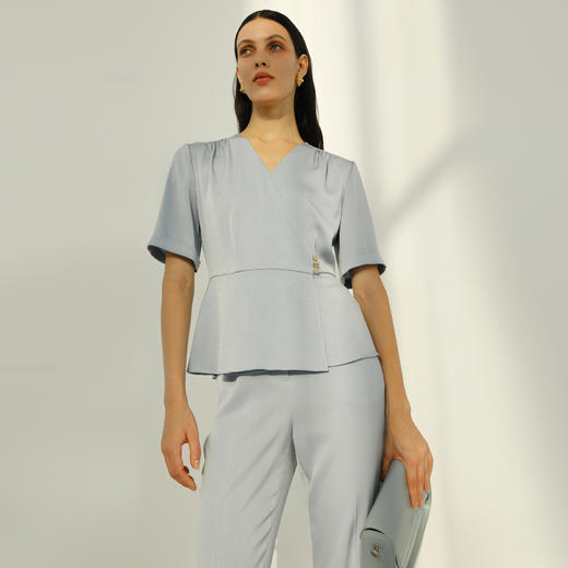 卡莉朵拉上衣C27B7167 商品图0