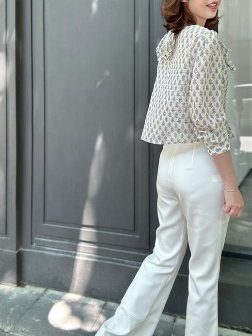 TYNVIE 花卉印花刺绣叠领短衬衫 商品图7