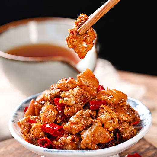 【掌柜好物】四川特产！ 自贡冷吃兔，经典川味，新鲜食材每日现做，外焦里嫩肉质饱满颗颗入味，快手菜下酒菜开袋即食 商品图2