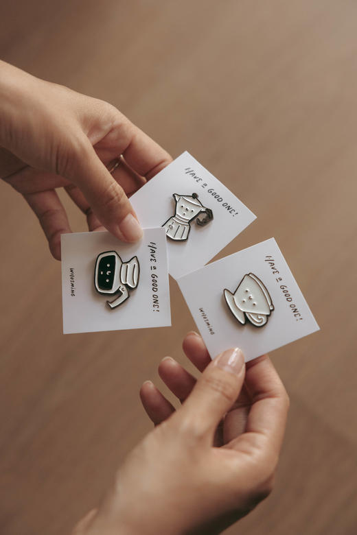 Katalogue x WHOSMiNG 合作款徽章3款 商品图1