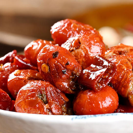 【舌尖的美味！冷吃麻辣小龙虾尾】新鲜现炒冷吃小龙虾尾，壳薄肉厚颗颗饱满麻辣鲜香，虾肉紧实饱满有弹性，开袋即食熟食预制菜下酒菜冷吃热吃皆美味Y 商品图0