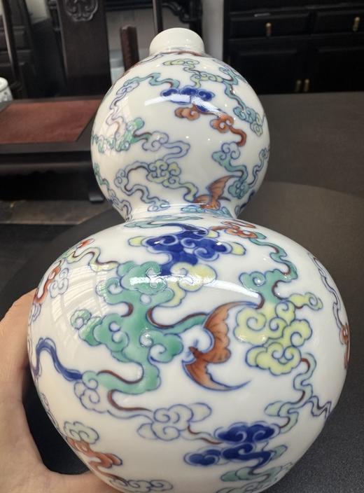 青花斗彩云蝠纹葫芦瓶 商品图0