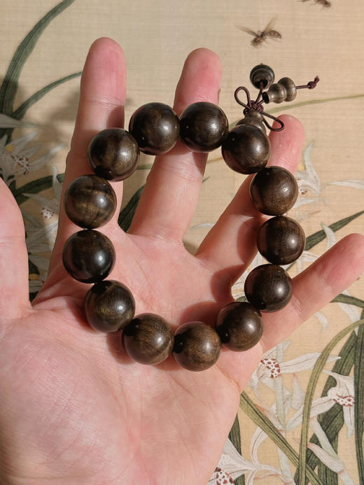 花花品质生活——金丝楠木手串！中国醉名贵的du有木材、香气淡雅幽香、沁人心脾  色泽璀璨。素有“东方shen木”之称~精品水波纹寓意遇水来💰男士家属福利/男女同款 商品图13