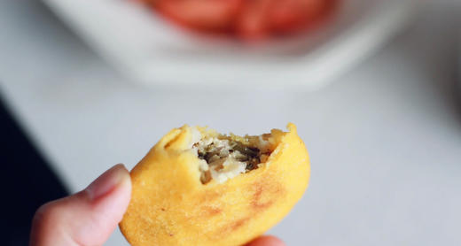 【桐庐非遗手工玉米饼】桐庐本地人都爱吃的特色美食❗️ 👉🤲20个饼只要49.9元💰 每个饼价格不要2.5元🙅🏻纯手工💯 “饼皮酥脆香浓，馅料鲜香可口” 商品图6