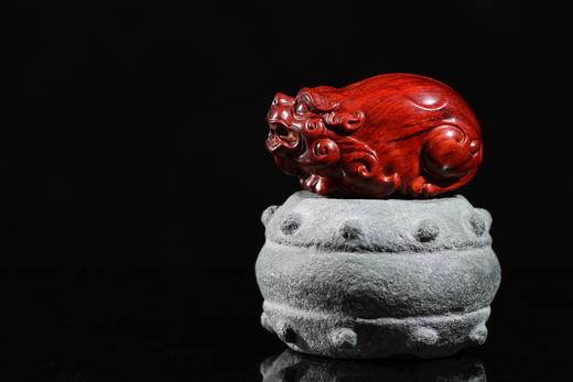 GJXJ0108°印度小叶紫檀手作登天貔貅摆件 商品图4