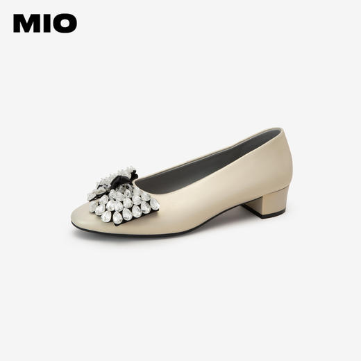 MIO米奥秋季圆头低跟时装单鞋蝴蝶钻饰时髦舒适浅口单鞋女M244443009 商品图0