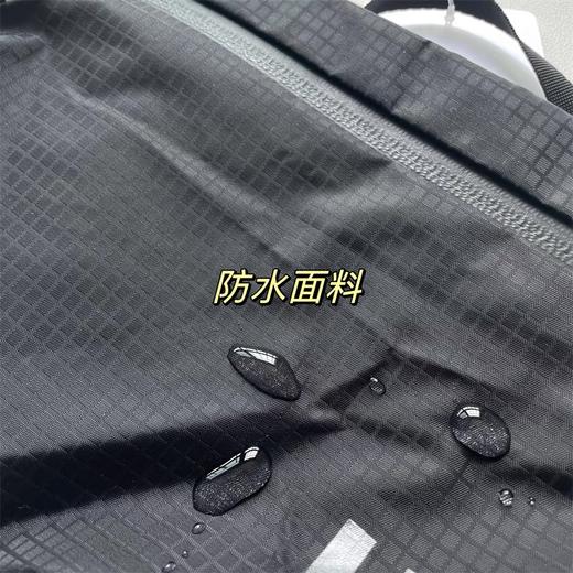 2H日线户外 超轻3L格纹尼龙机能防水百搭实用男女小斜挎包 PJ895 商品图5