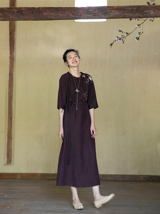 牧衣游原创 龟裂纹重工刺绣香云纱连衣裙禅意宽松中式长裙 虚梦 商品图2