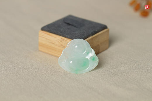 【喜笑颜开】天然翡翠弥勒佛 配精美挂绳 商品图2