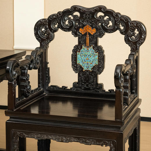 二十世纪 紫檀镶景泰蓝福庆纹扶手椅成套（两椅一几） 商品图1