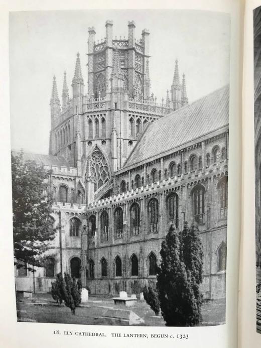 1949年 英国艺术，1307-1461年 约百幅插图 漆布精装18开 商品图12