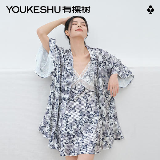 有棵树2024新款缎面纺丝抗皱女士睡袍-J7006 商品图0