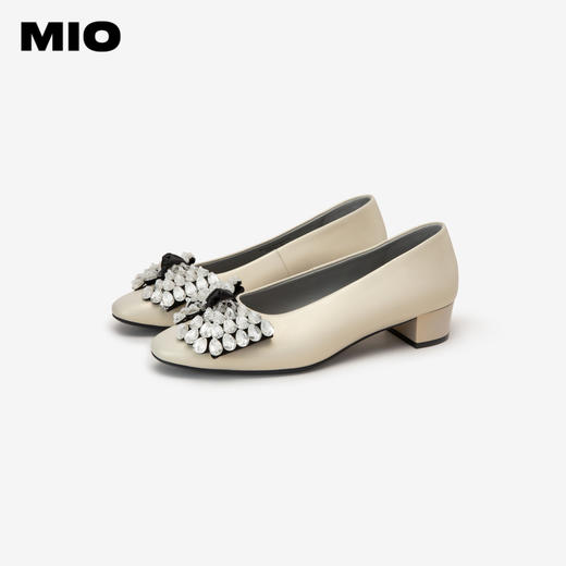 MIO米奥秋季圆头低跟时装单鞋蝴蝶钻饰时髦舒适浅口单鞋女M244443009 商品图3