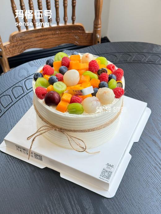 C182（应季水果款蛋糕，水果是应季的不是固定的） 商品图0