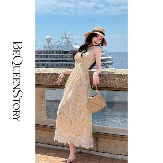 【孤品样衣，不退不换】  【南法仲夏梦】重工蕾丝绣花宫廷风鱼骨收腰吊带连衣裙 商品图0