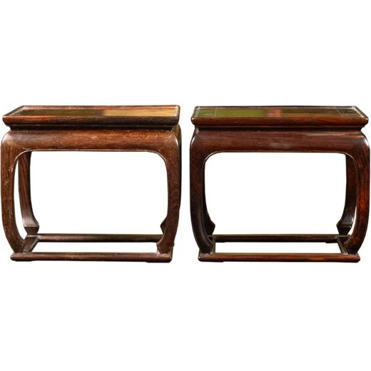 二十世纪 红木拦水线彭牙鼓腿带托泥方形器座（一对） 商品图5