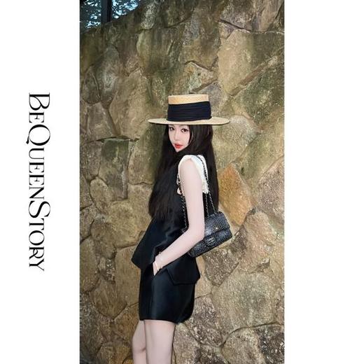 BeQueenStory【曲线回廊】高级感撞色拼接荷叶摆收腰上衣&短裤套装 商品图4