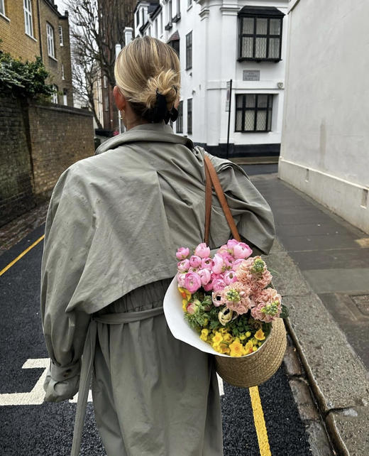 【板牙】💐随机混搭盲盒花束🌺12支花，25-30个花苞，开团💰39.9❗️花的仪式感永远不会过时 🚛顺丰冷链/德邦空运/中通空运 ✅主花主要是玫瑰/向日葵/康乃馨 ✅随机混搭，手工包装！ 商品图6