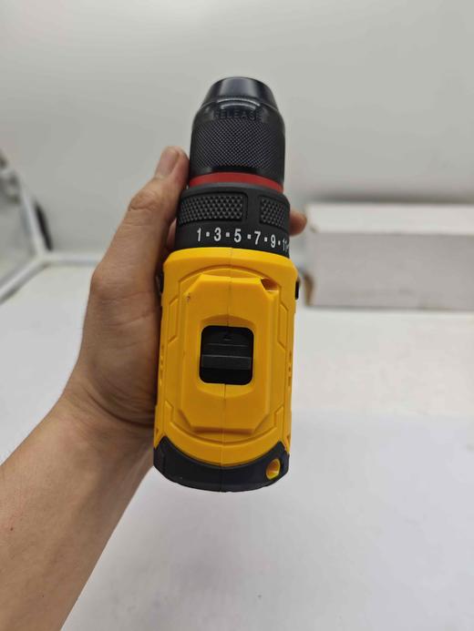 【货号05781】21V大艺款无刷锂电钻机头金属棘轮钻夹头双速调节功能 商品图3