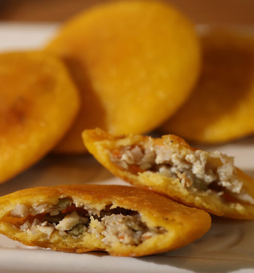 【桐庐非遗手工玉米饼】桐庐本地人都爱吃的特色美食❗️ 👉🤲20个饼只要49.9元💰 每个饼价格不要2.5元🙅🏻纯手工💯 “饼皮酥脆香浓，馅料鲜香可口” 商品图12