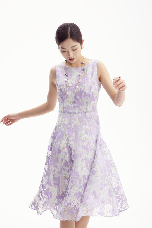 HJ2S15_紫薄汗色_连衣裙_四季_优雅复古雪纺晕染碎花无袖收腰显瘦中裙_高级女装_BERNIEELEN 伯妮斯茵 商品图1