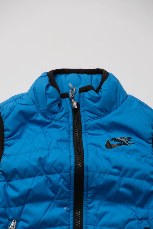 耐克-童衣类（冬）A7NIKE YA4男婴童棉马甲浅照片蓝 商品图3