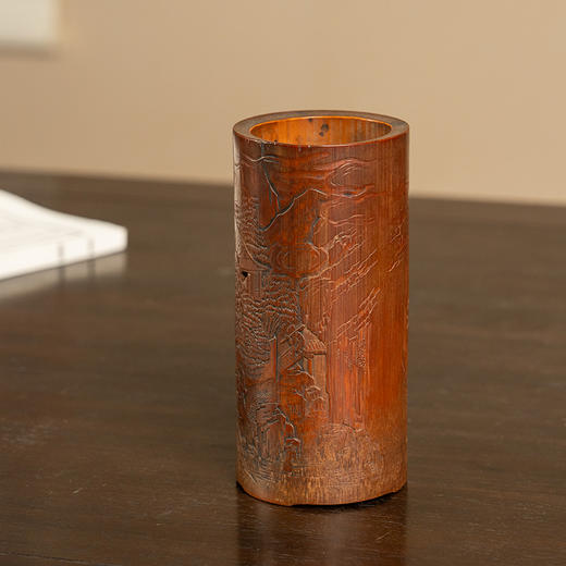 清 竹雕山水人物笔筒 商品图1