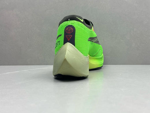 夏日特惠💰330 Nike ZoomX Vaporfly Next%2 轻盈织物减震防滑耐磨透气轻便回弹 低帮休闲跑步鞋 商品图3