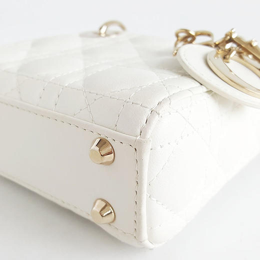 【95新】Dior迪奥 Lady Dior 超迷你手袋 女士白色金扣超迷你戴妃手提单肩包现售价：13000！ 020624NJS04 商品图7