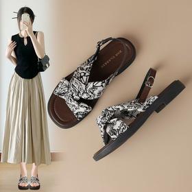 ZHR则则交叉带一字扣凉鞋女2024新款沙滩小香风凉拖鞋新中式复古