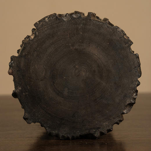 二十世纪 紫檀雕树瘤笔筒 商品图3