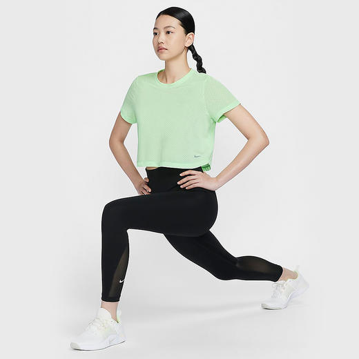 Nike/耐克DRI-FIT女子速干短袖上衣夏网眼布透气短款绿色T恤FN4118-376 商品图4