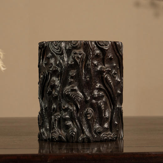 二十世纪 紫檀雕树瘤笔筒 商品图1