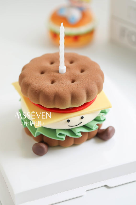 emoji humburger·小汉堡开心果树莓慕斯     商品图1