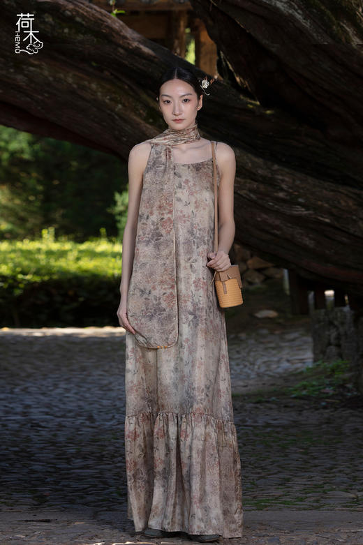 荷木HEMU丨点绛唇·吊带连衣裙 商品图4