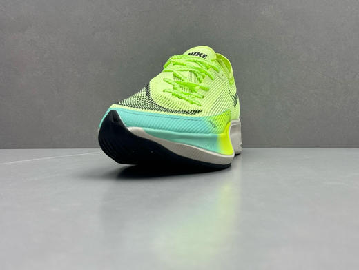 夏日特惠💰330 Nike ZoomX Vaporfly Next%2 轻盈织物减震防滑耐磨透气轻便回弹 低帮休闲跑步鞋 商品图1