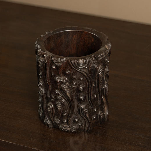 二十世纪 紫檀雕树瘤笔筒 商品图4