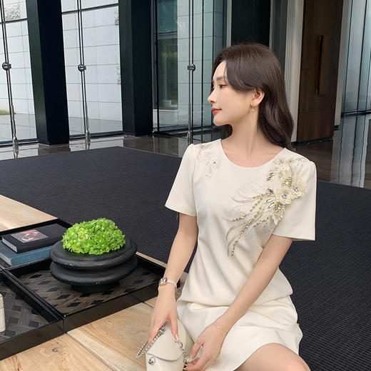 [奢姿轻奢系列]钉珠绣花连衣裙大码女装夏季新款胖妹妹优雅裙子8942890042 商品图1