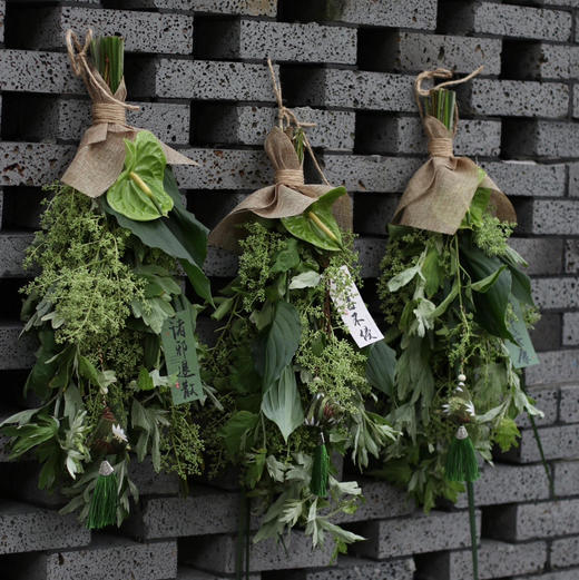 手持艾旗招百福，门悬蒲剑斩千邪（一帆风顺款） 商品图0