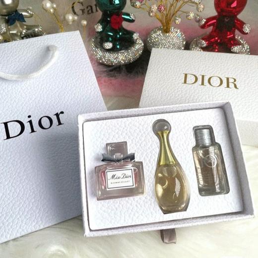 Dior迪奥Q版香水小样真我甜心JOY女士持久伴手礼盒三件套盒 商品图0