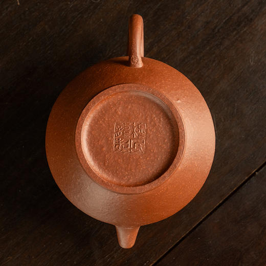 《和合壶》 穆明龙 高级工艺美术师、高级泥料工程师、宜兴紫砂工厂特级练泥师、工艺美术学会会员、实力派创新型陶艺家 商品图4