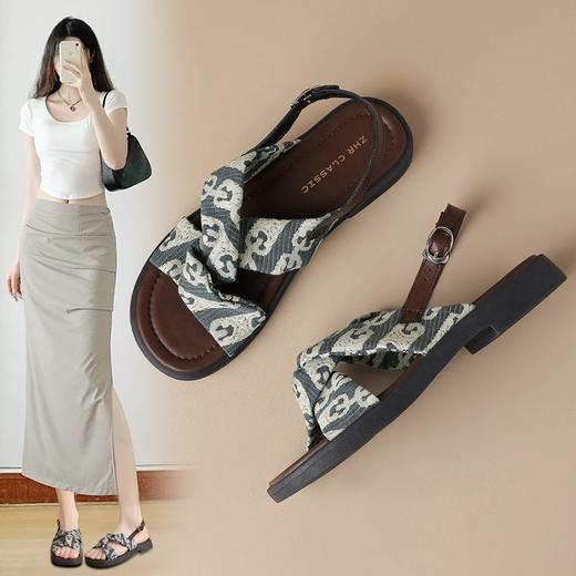 ZHR则则交叉带一字扣凉鞋女2024新款沙滩小香风凉拖鞋新中式复古 商品图2