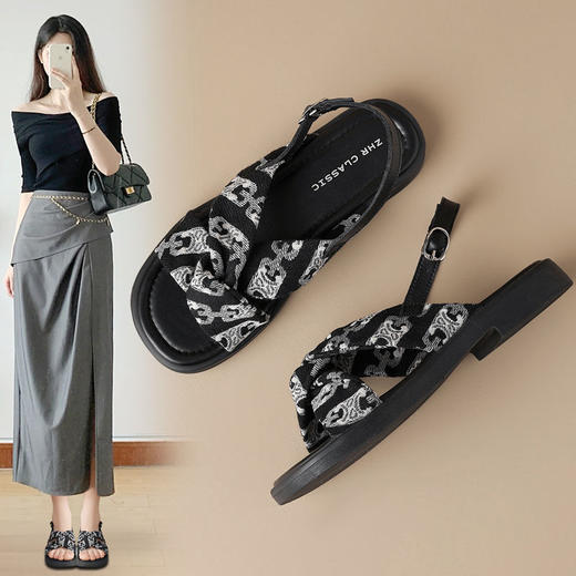 ZHR则则交叉带一字扣凉鞋女2024新款沙滩小香风凉拖鞋新中式复古 商品图1