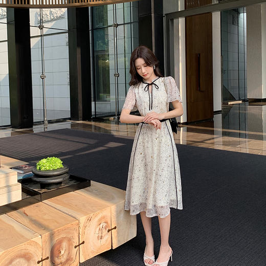 奢姿大码女装2025年夏季新款印花减龄连衣裙胖妹妹蝴蝶结时尚裙子8942890000 商品图3