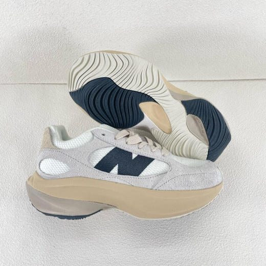 夏日特惠💰360 AURALEE x New Balance Warped Runner
潮流舒适百搭减震耐磨低帮跑步鞋 商品图5