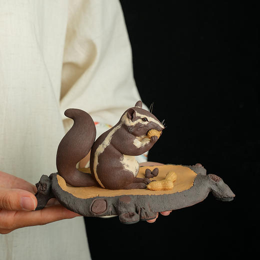 朱亚军 精品松鼠茶宠 紫砂摆件手工茶宠摆件茶玩 陶瓷松果花生松鼠 商品图8