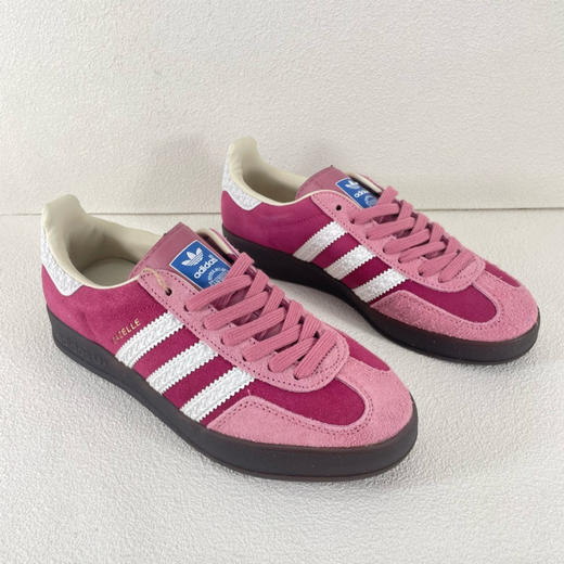 夏日特惠💰320 adidas originals Samba Handball Spezial OG 
此款以简约大方的造型设计，给人以随性休闲的时尚格调，穿着舒适轻便 商品图0